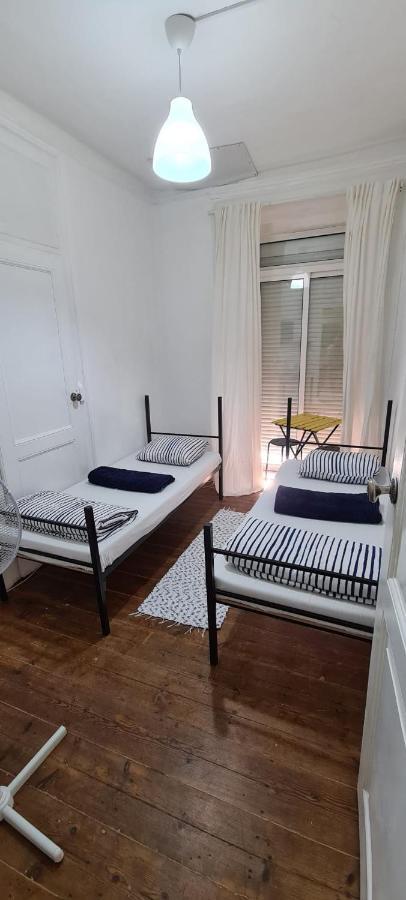 Bagetti Hostel Only For Girls Lisbon Exterior photo